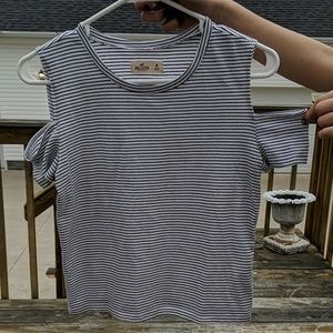 Hollister peekaboo short sleeve shirt